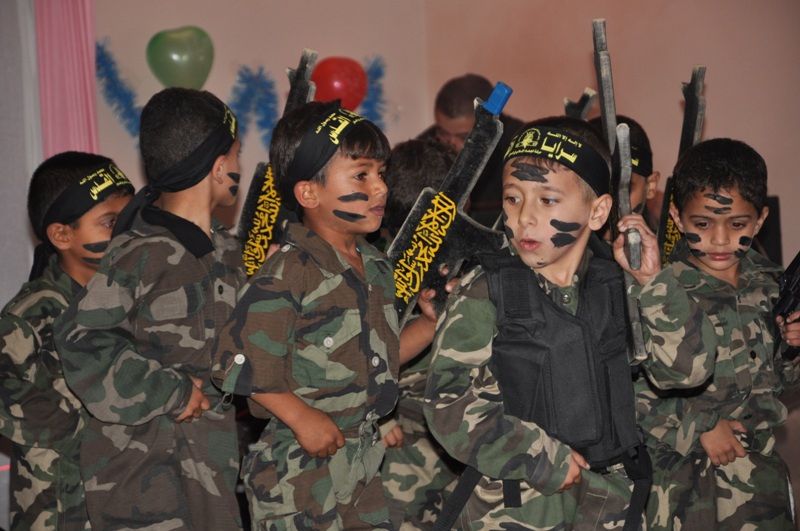 В детском саду Газы воспитывают молодых террористов