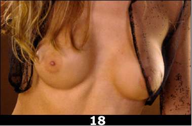 Фотография 18 настоящие или силикон ?