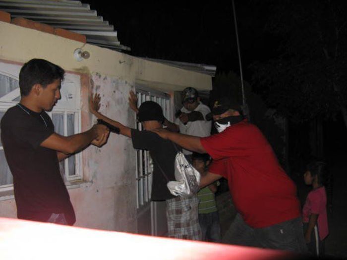 В сеть попали секретные фото мексикансого наркокортеля
