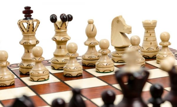 Широкий ассортимент шахмат и шашек на Darunok