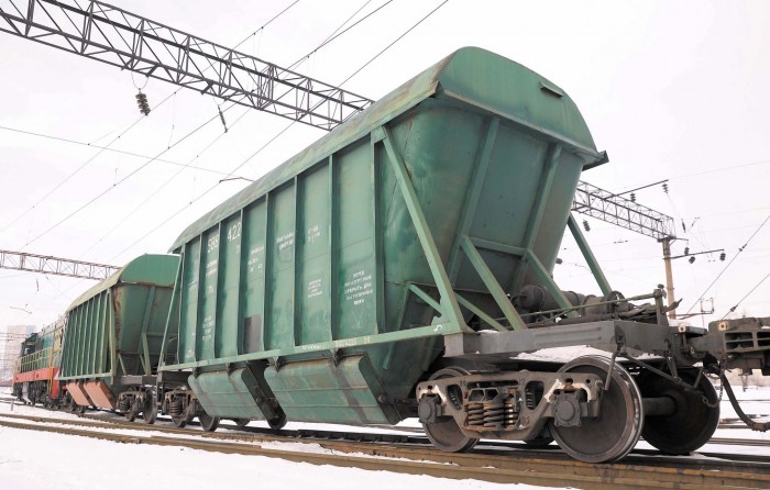 Крытые ЖД вагоны зерновозы в Украине