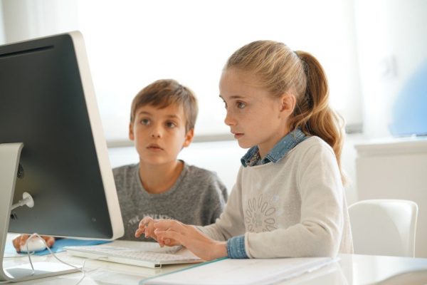 Онлайн-курсы для школьников со всей Украины