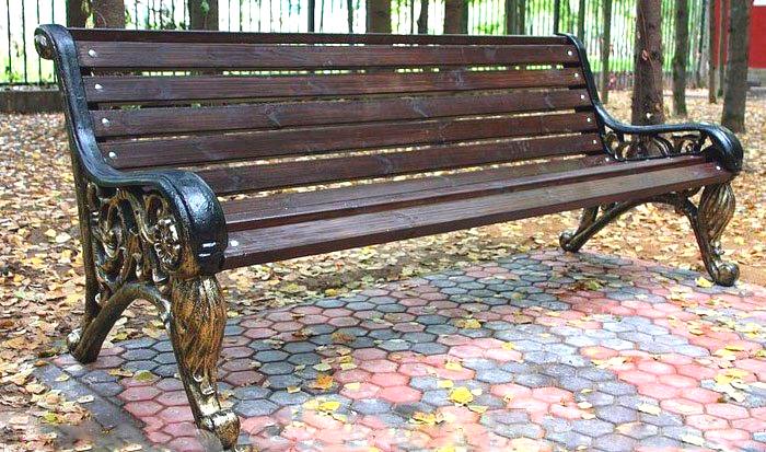Чугунные скамейки для благоустройства городов