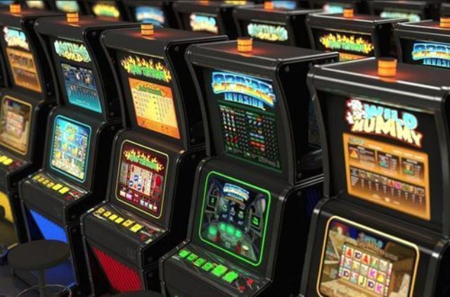 Как играть в игровые автоматы на реальные рубли?