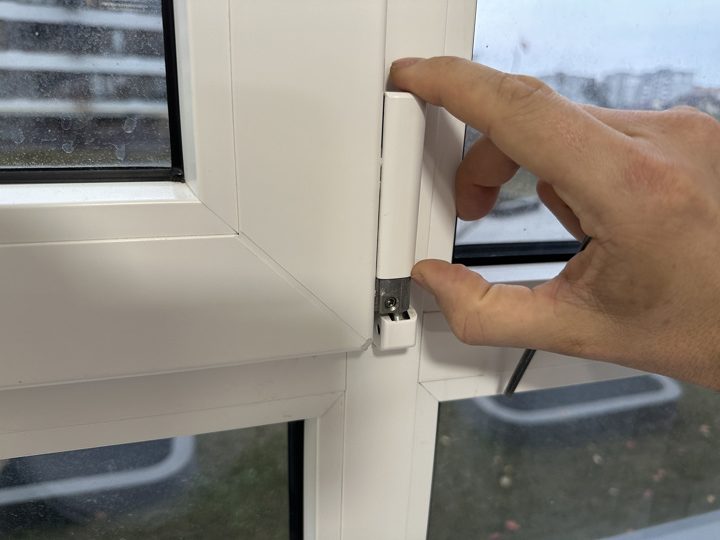 Эффективные методы регулировки фурнитуры на окнах: Секреты от профи