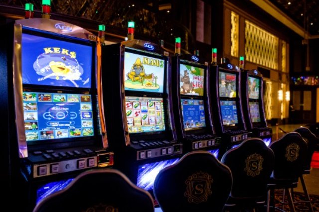 Зеркала Казино Криптобосс: Обход ограничений и обеспечение непрерывного доступа к азартным играм