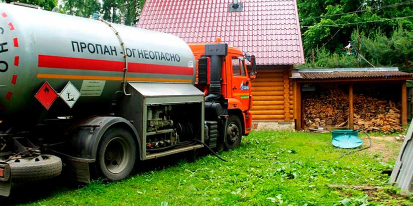Заправка газгольдера в Москве и Московской области: Ключ к комфорту и безопасности от компании АкарГаз