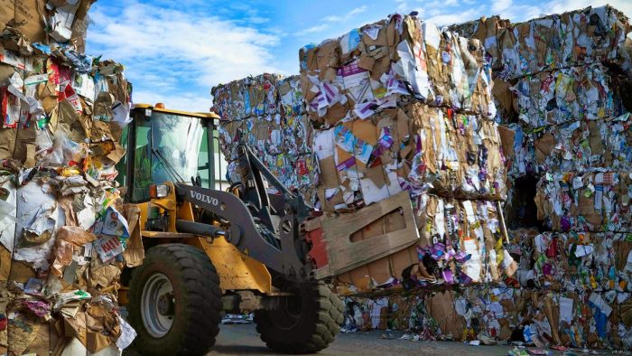 Почему утилизацию отходов нужно доверять исключительно профессионалам?
